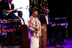Maranda Curtis at A Worship Christmas 2017 