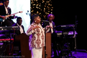 Maranda Curtis at 95.7 Hallelujah FM Worship Christmas 2017 #957Christmas — at Hope Church.