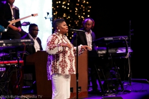 Maranda Curtis at A Worship Christmas 2017 